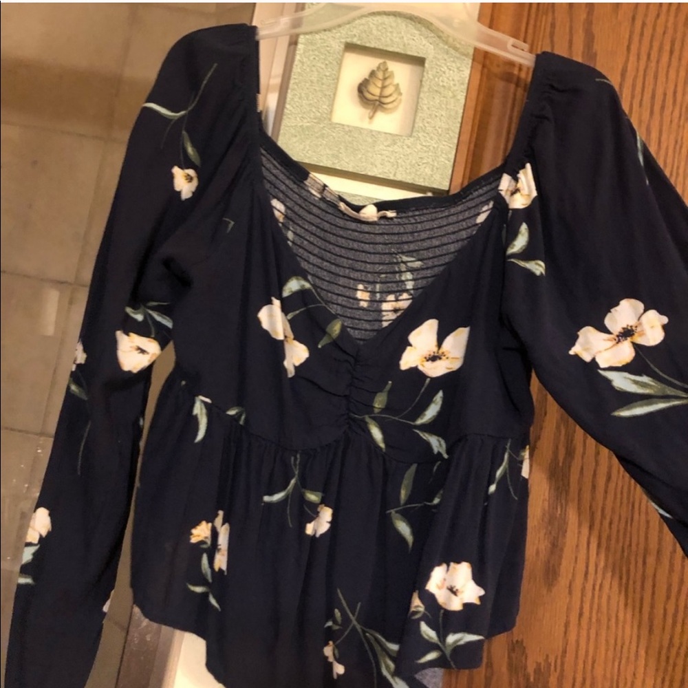 Cute floral top